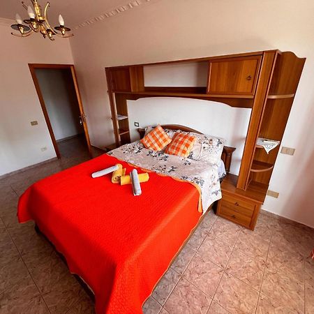 Bllok Bright Private Bedrooms With Private Bathroom On Shared Apartment Tirana Exterior foto